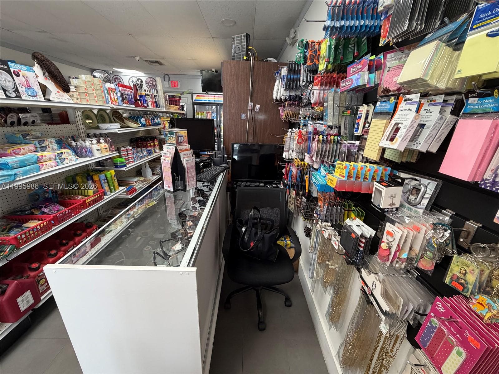 GROCERY STORE FOR SALE, Miami FL 33155