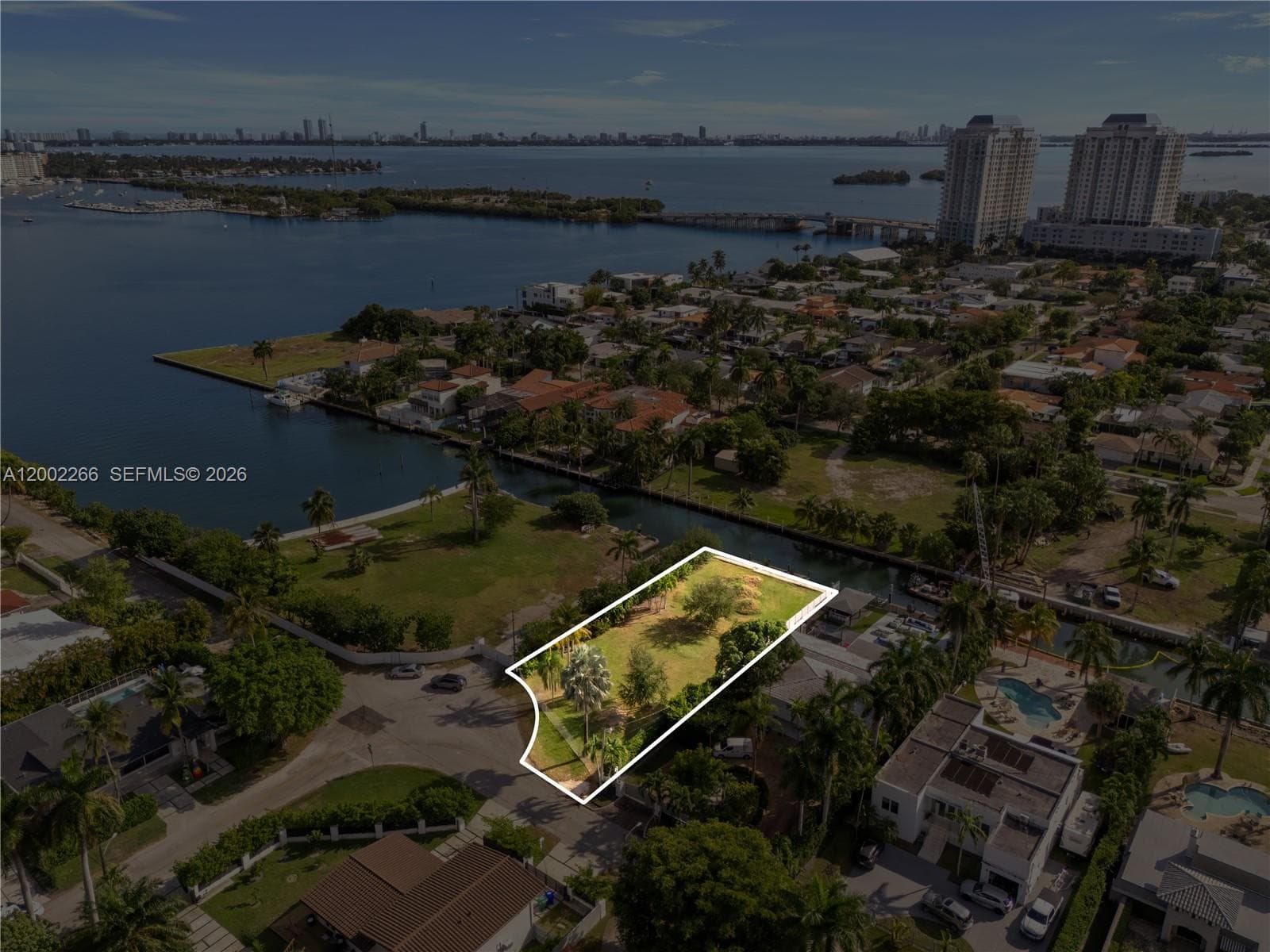 1110 NE 84th St, Miami FL 33138