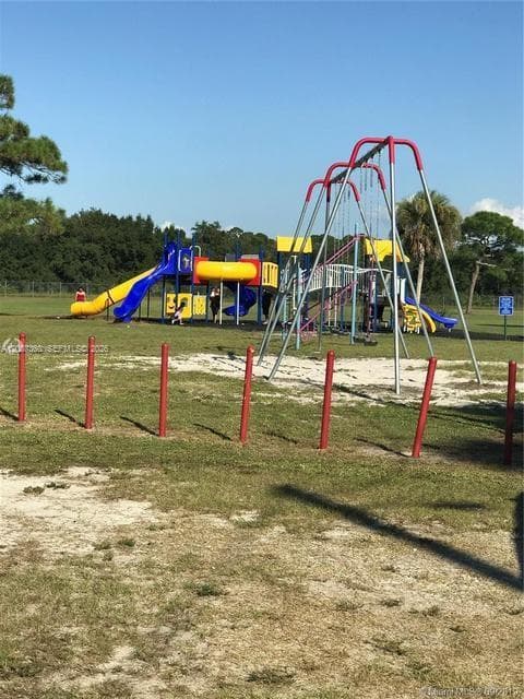 470 N Cabbage Palm St, Clewiston FL 33440