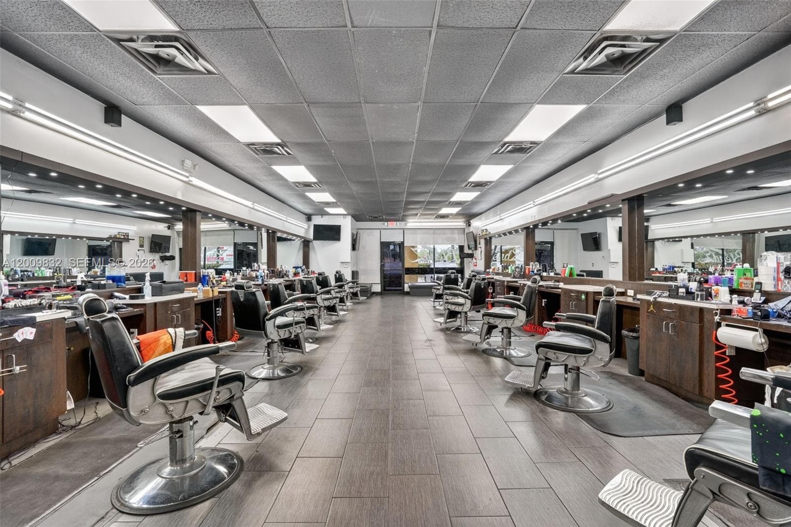 Established Barbershop for Sale – Prime Kendall Location, Kendall FL 33175