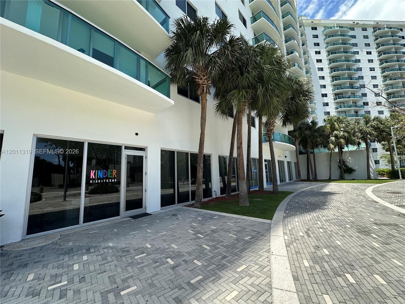 19370 Collins Ave # 3, Sunny Isles Beach FL 33160