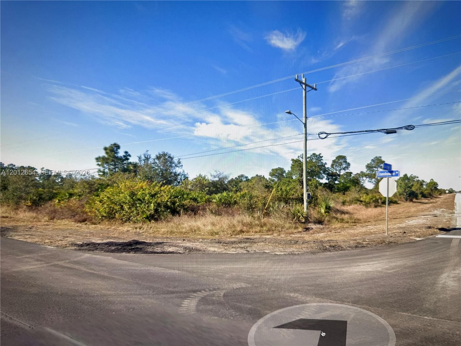 966 Jaguar BLVD, Lehigh Acres FL 33974
