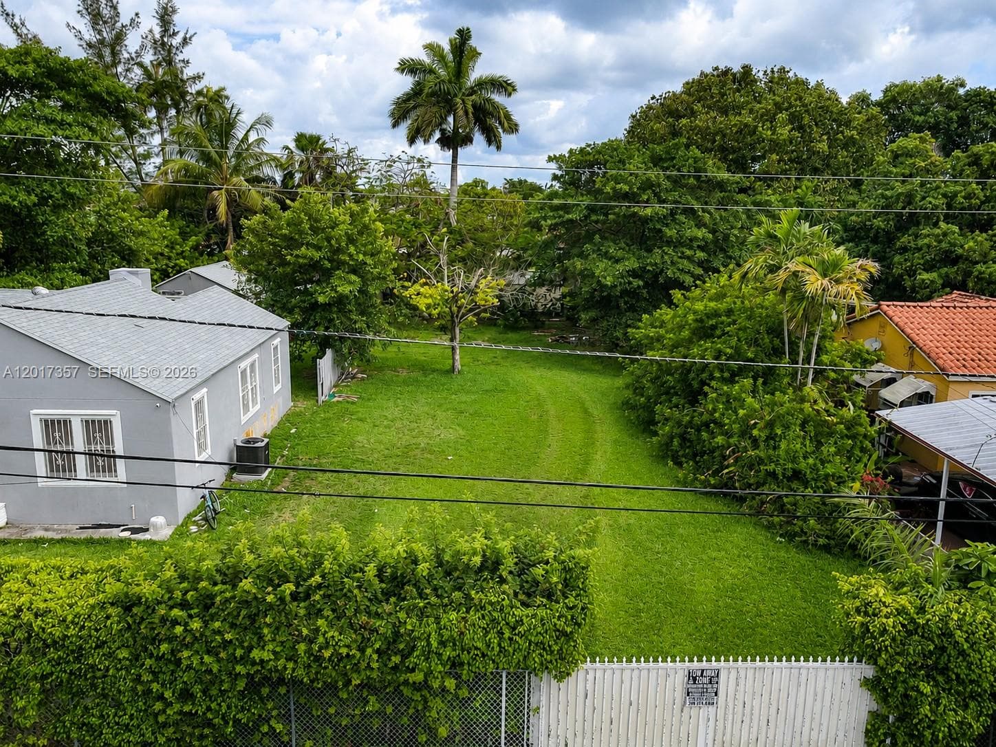 1555 NW 26TH ST, Miami FL 33142