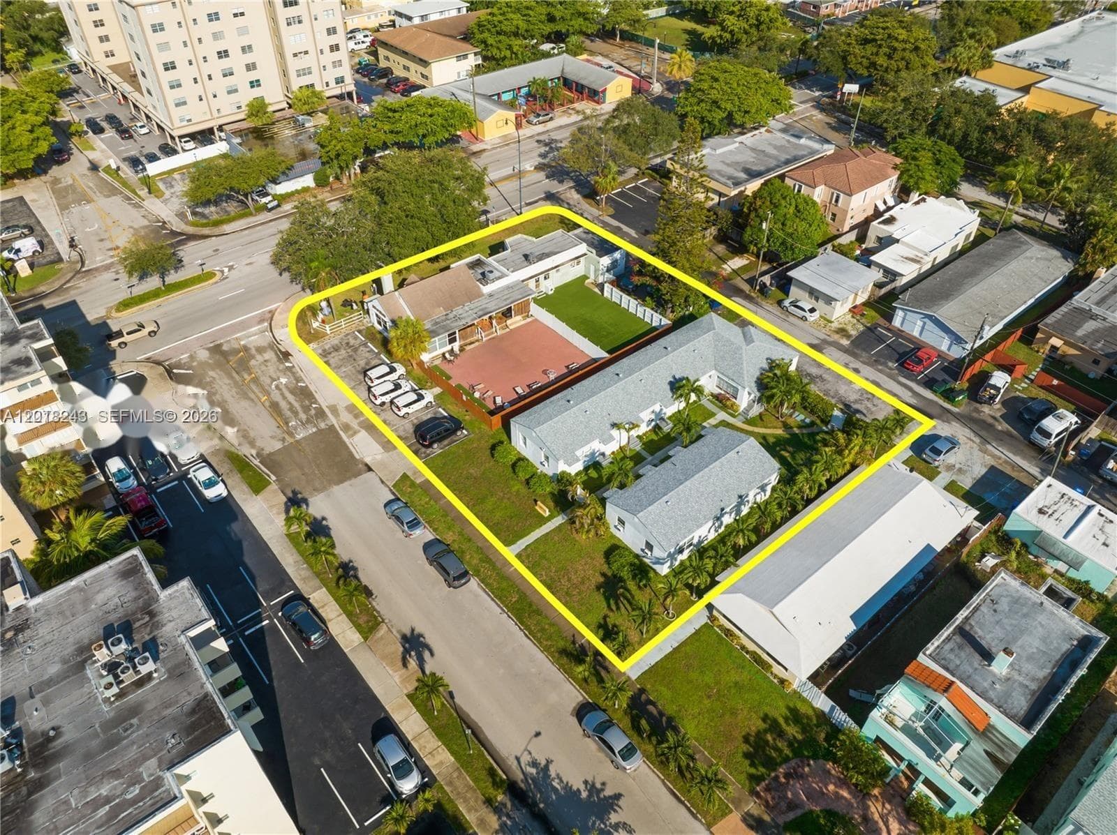 699 S Federal Hwy, Hollywood FL 33020