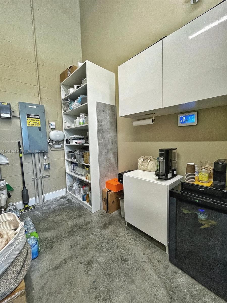 10890 NW 17th St # 116, Sweetwater FL 33172
