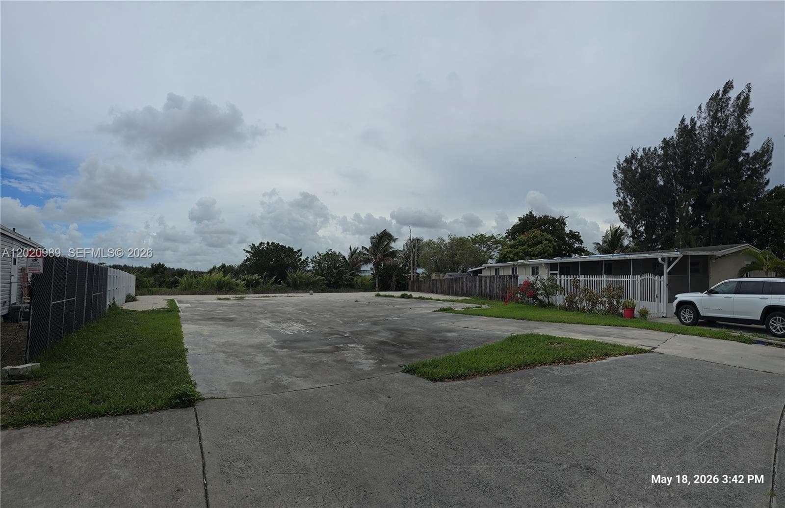 21740 NW 1st St, Pembroke Pines FL 33029