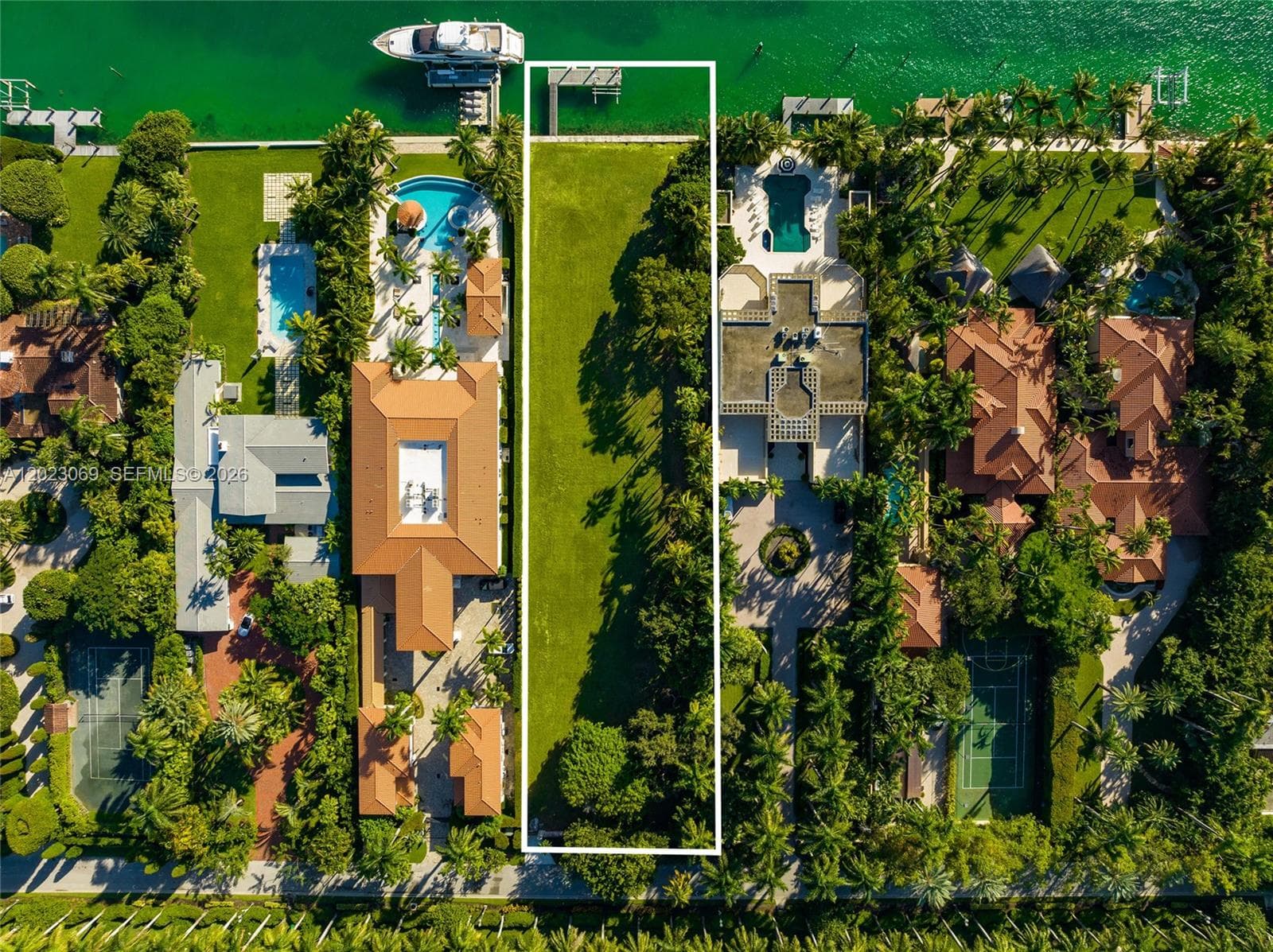 36 Star Island Dr, Miami Beach FL 33139