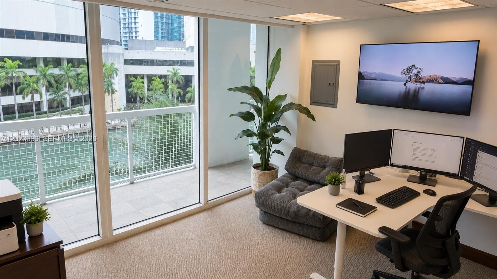 31 SE 5th St # 502, Miami FL 33131