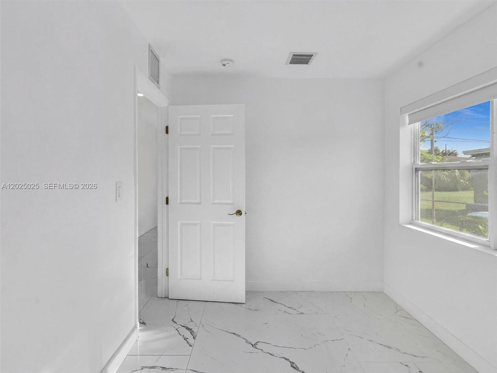 Hollywood, FL, 33023