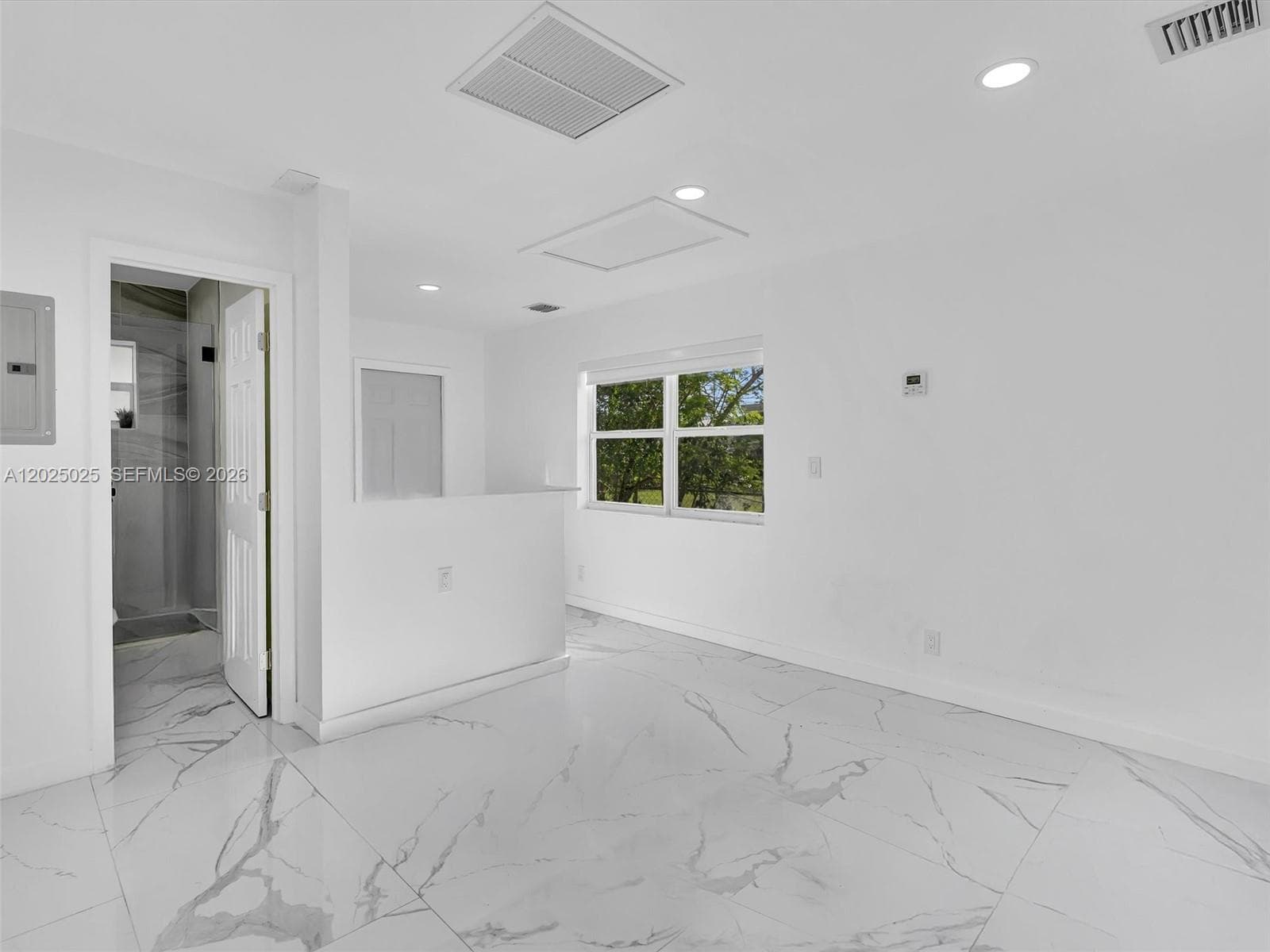 Hollywood, FL, 33023
