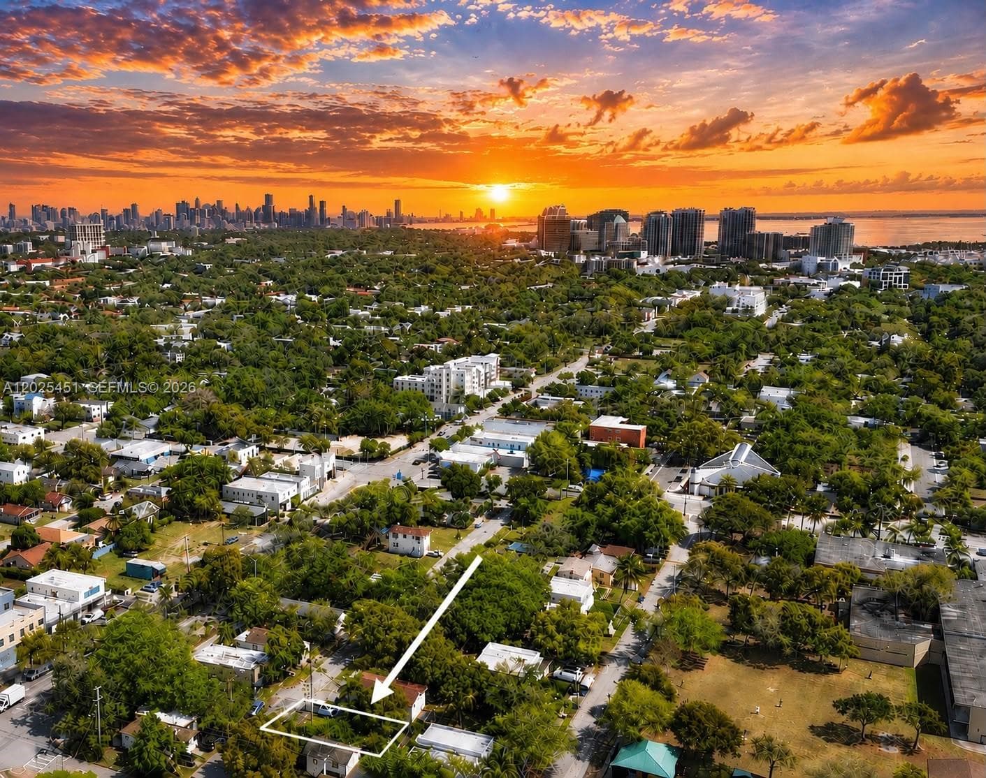 3828 Washington Ave, Miami FL 33133