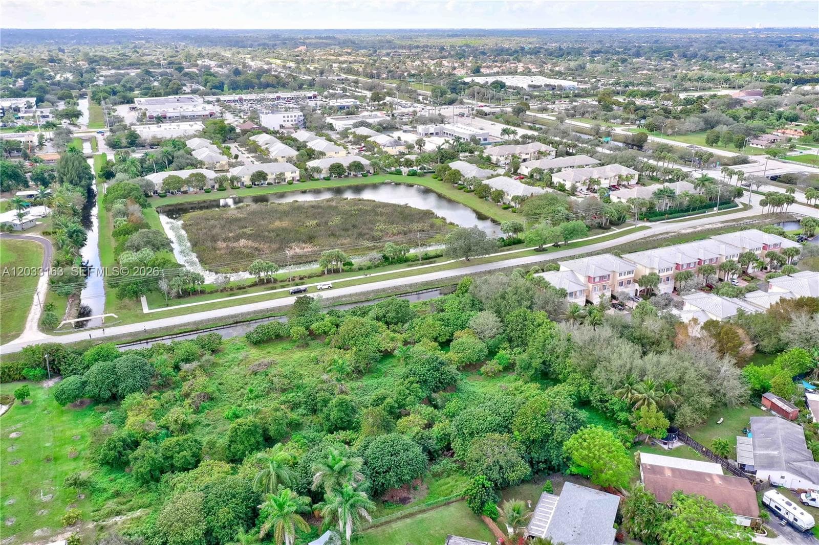 76 SW Ave, Davie FL 33314