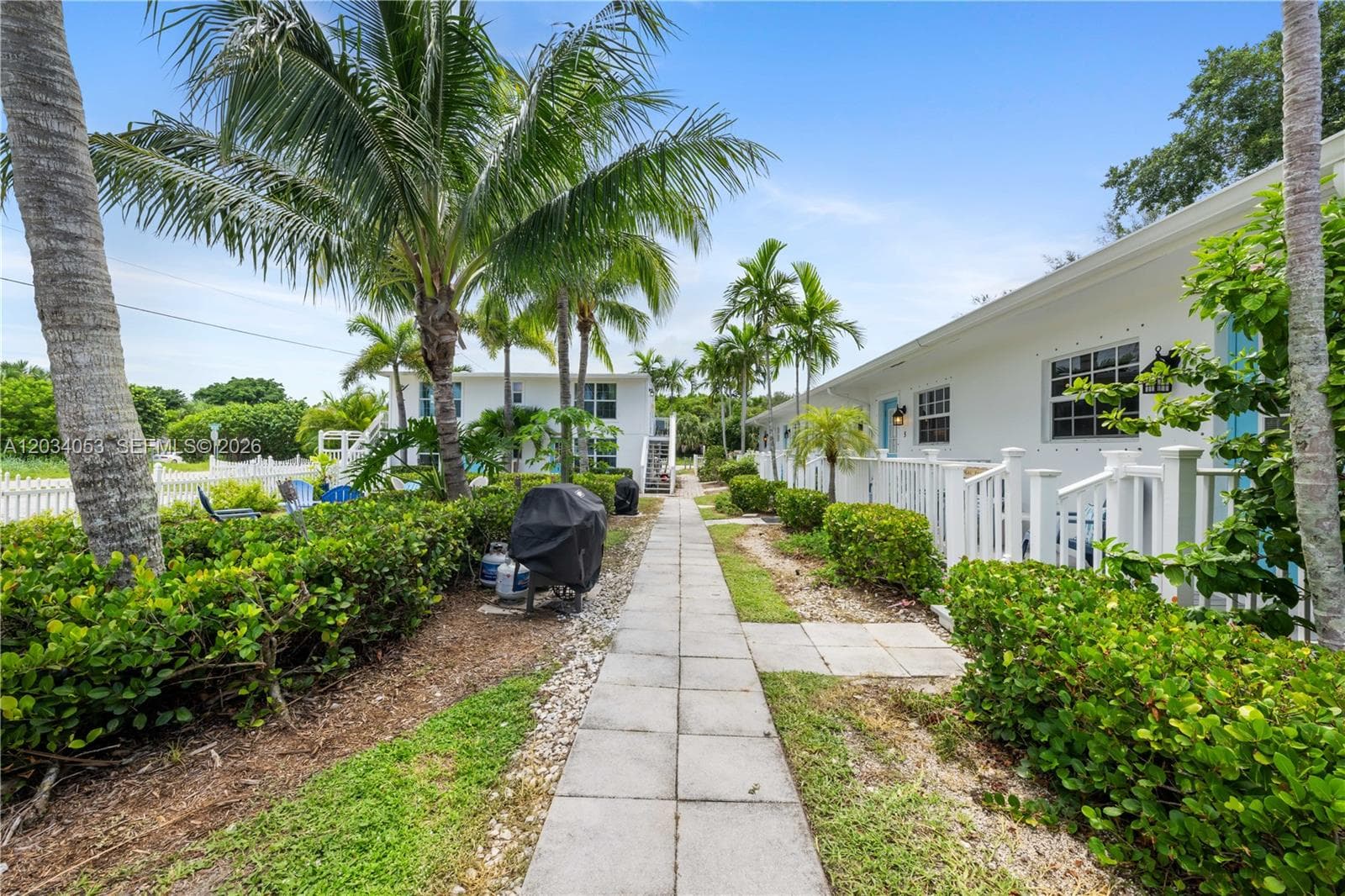 2502 Tamarind Dr, Fort Pierce FL 34949