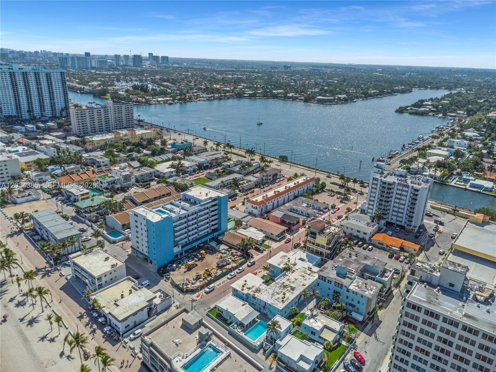 300 Van Buren St, Hollywood FL 33019