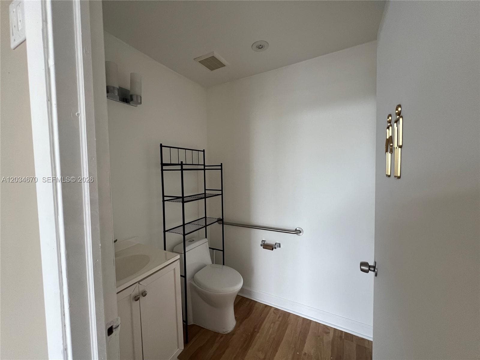 44 E OAKLAND PARK BLVD # 44, Wilton Manors FL 33334