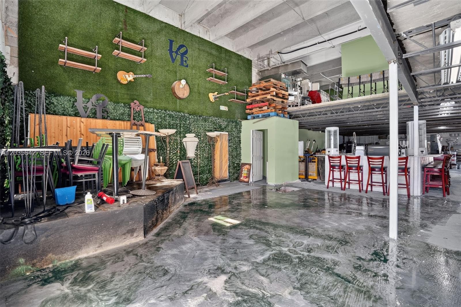 First Generation Restaurant For Lease In Doral, Doral FL 33166