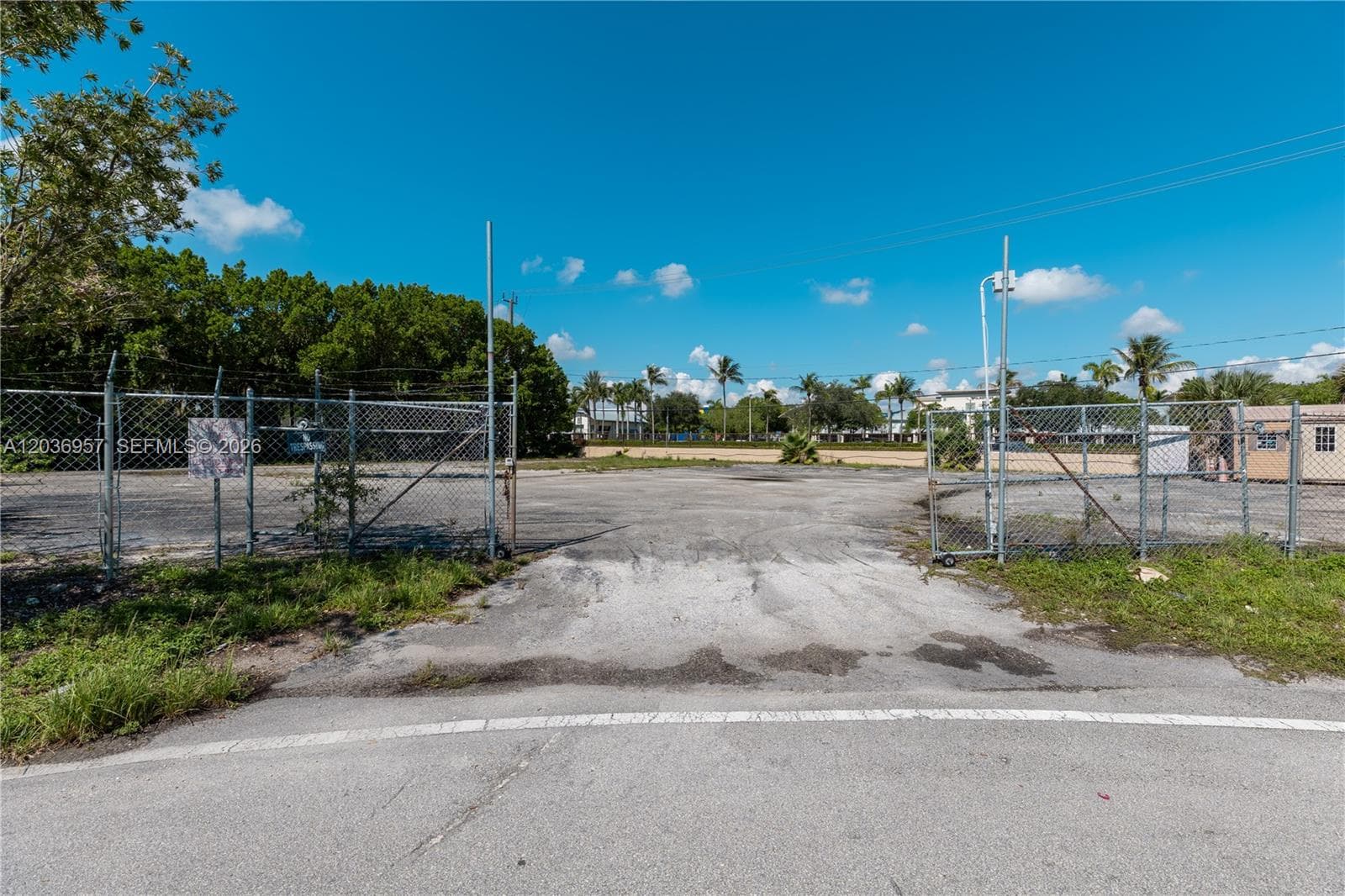 311 NW 135th Way, Plantation FL 33325