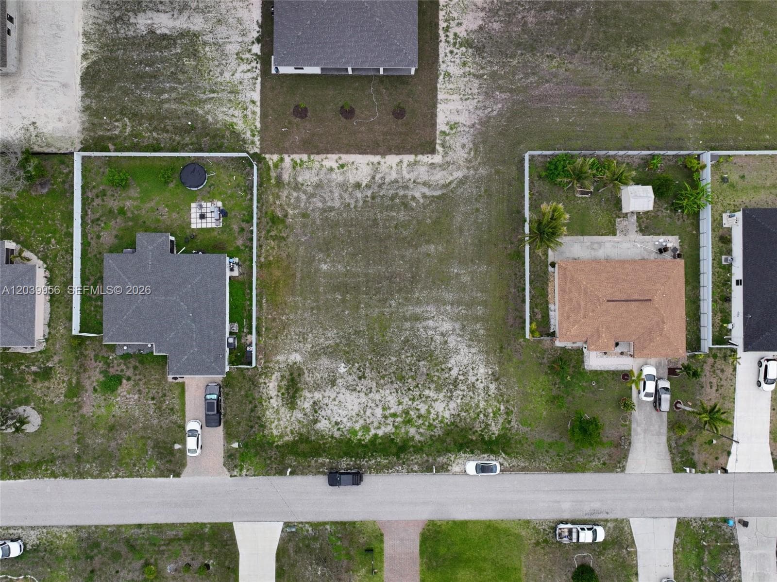 530 NW 23RD TER, Cape Coral FL 33993
