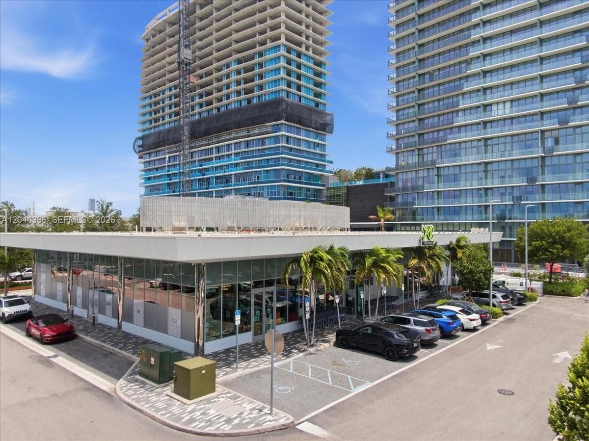 1002 E Hallandale Beach Blvd # 101, Hallandale Beach FL 33009