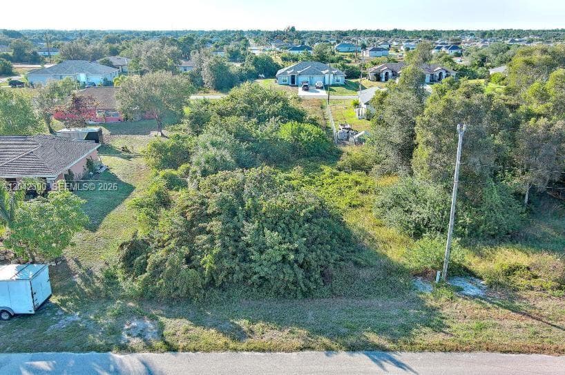 394 PALENCIA AVE, Lehigh Acres FL 33974
