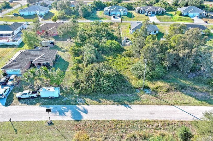 394 PALENCIA AVE, Lehigh Acres FL 33974