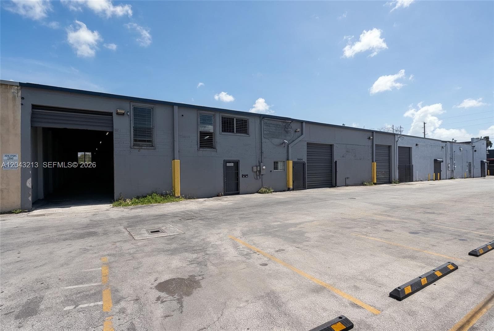 3904 NW 32ND AVE