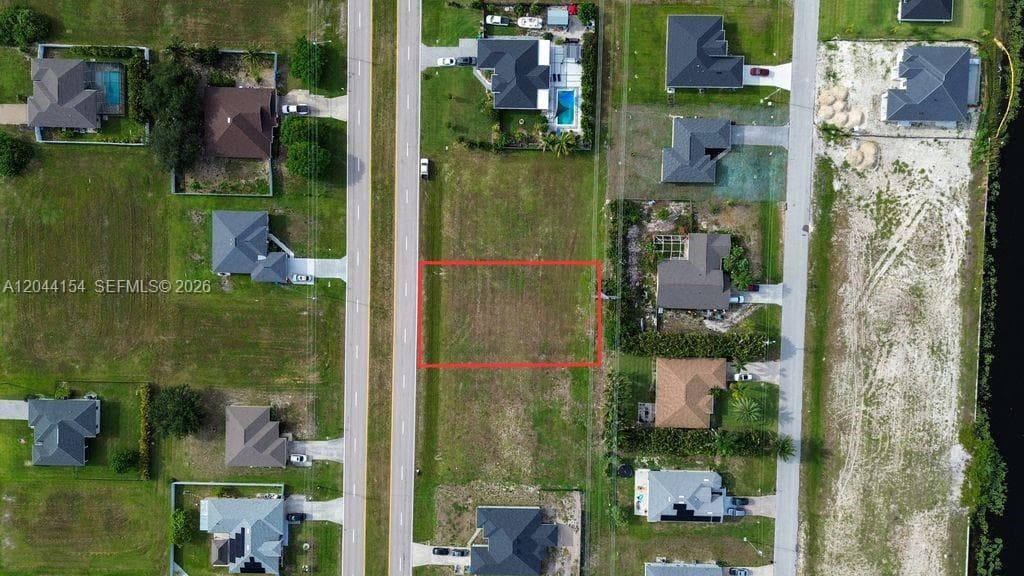 225 N EL Dorado BLVD, Cape Coral FL 33142