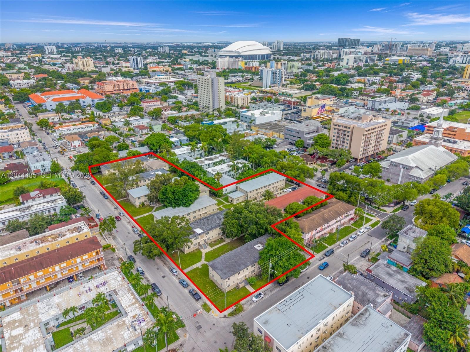 931 SW 3rd St, Miami FL 33130