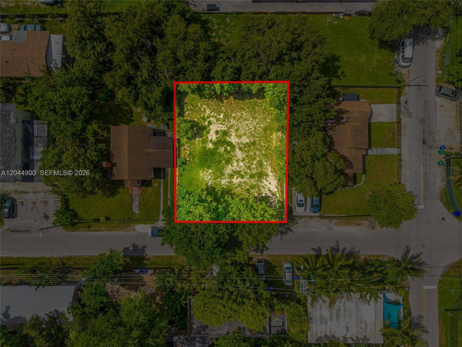 60 NE 76th St, Miami FL 33138