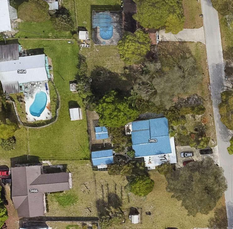 Southern Pines Drive_Page1_Image2