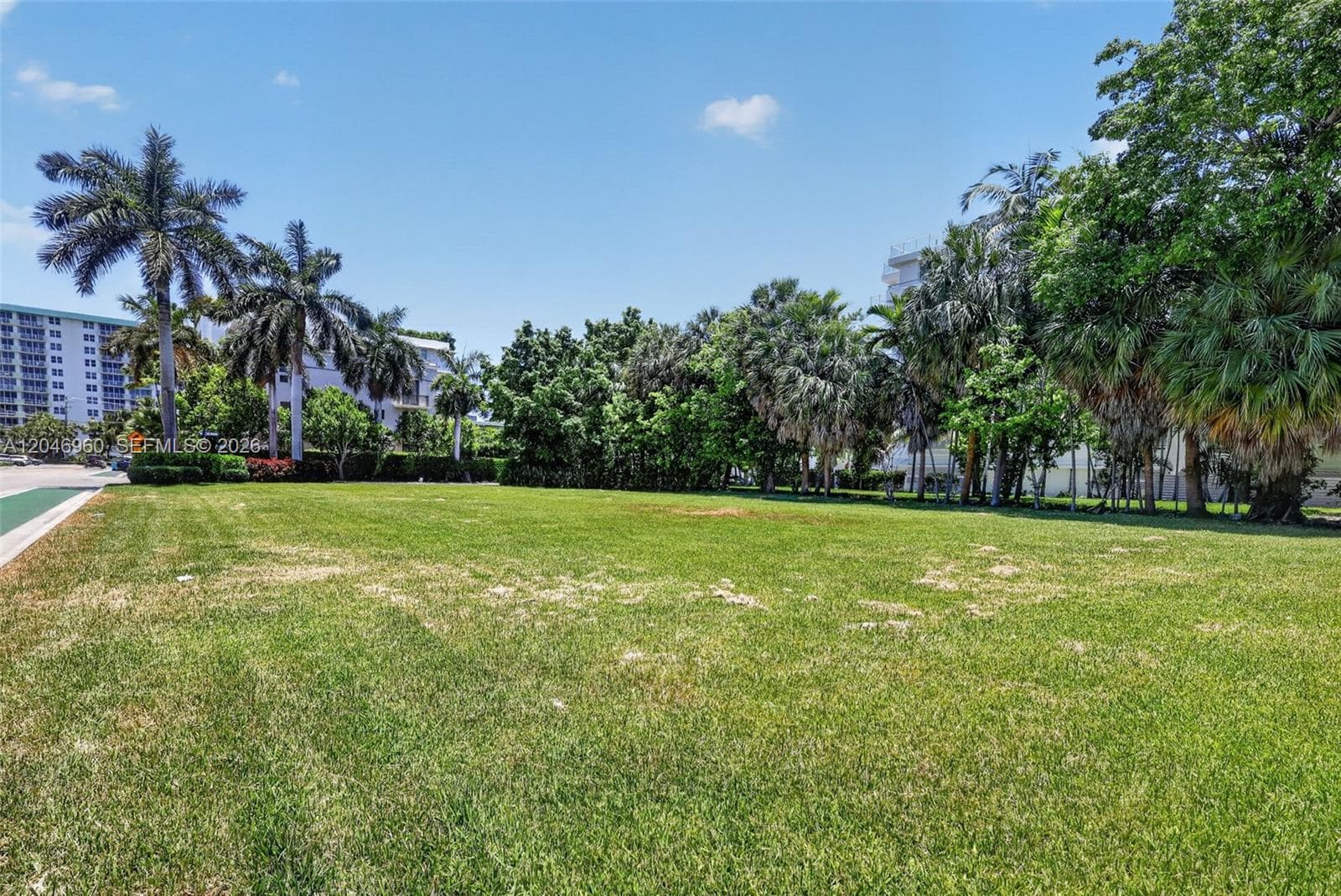 10177 W Bay Harbor Dr, Bay Harbor Islands FL 33154
