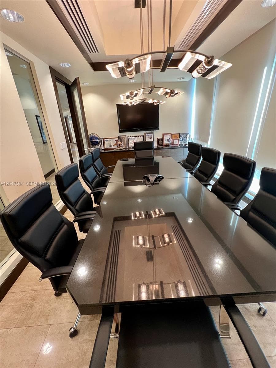 20900 NE 30 TH Ave # 600, Aventura FL 33180