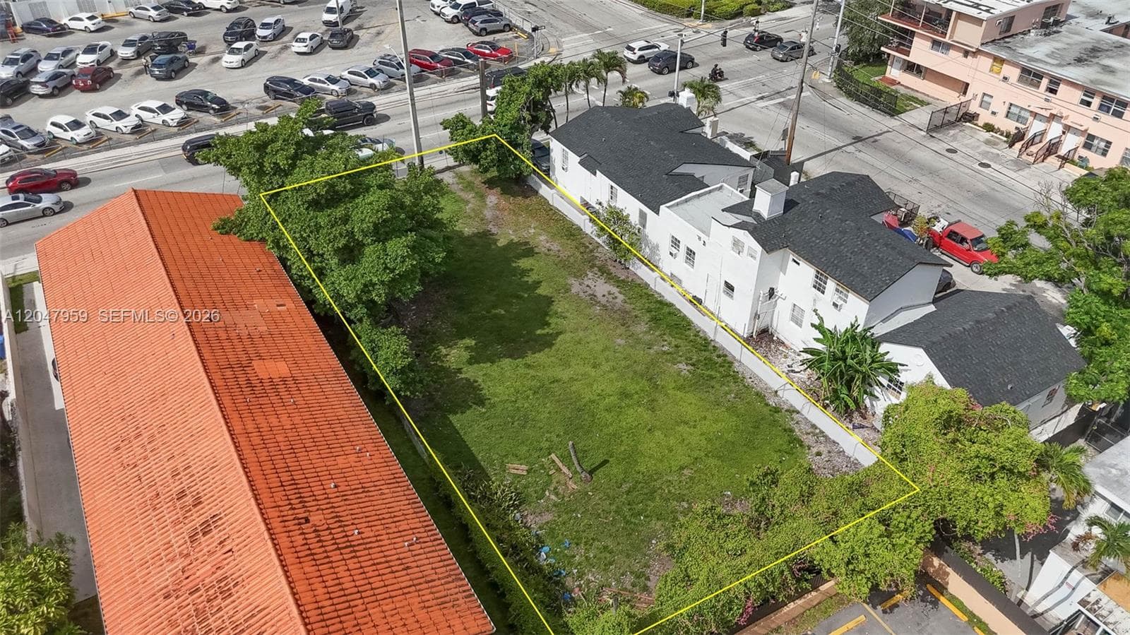 1877 SW 7th St, Miami FL 33135