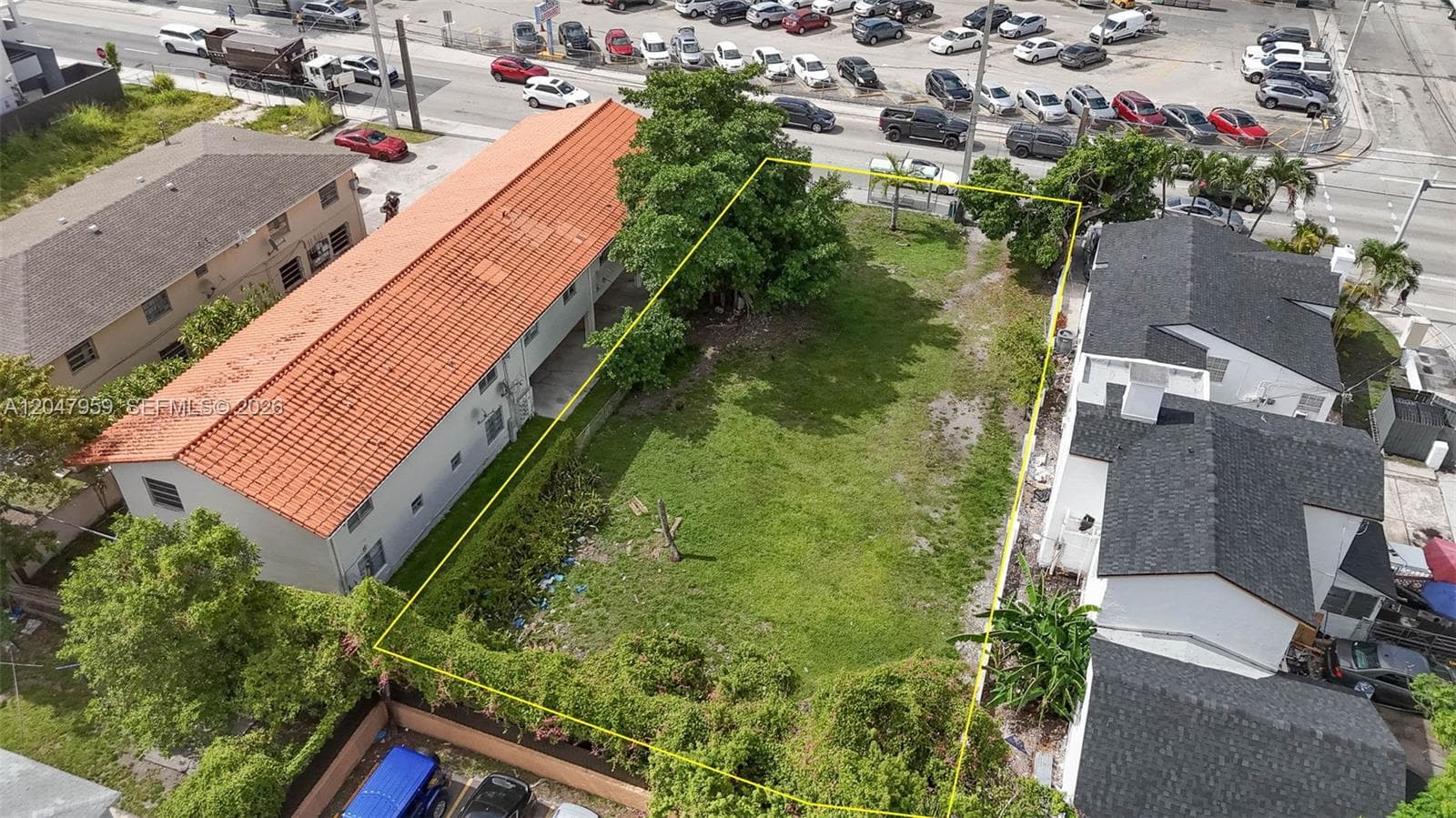 1877 SW 7th St, Miami FL 33135