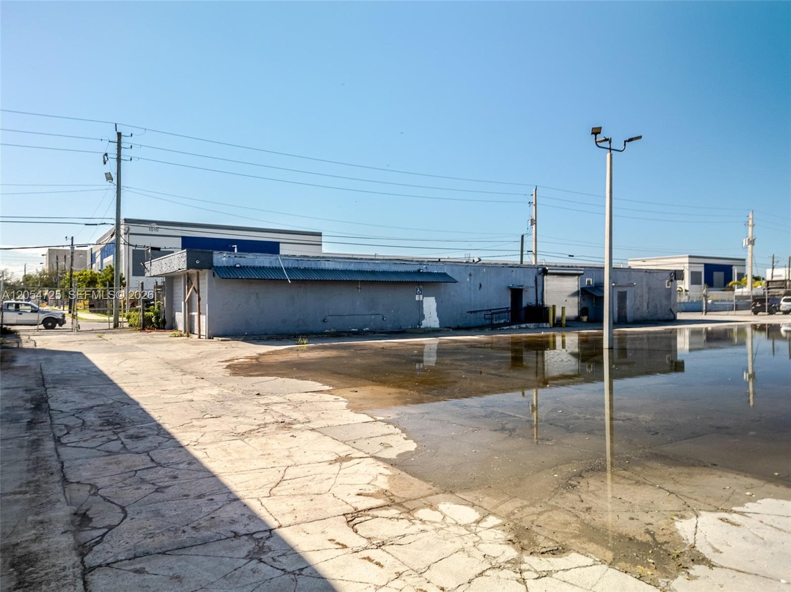 1001 NW 72nd St, Miami FL 33150