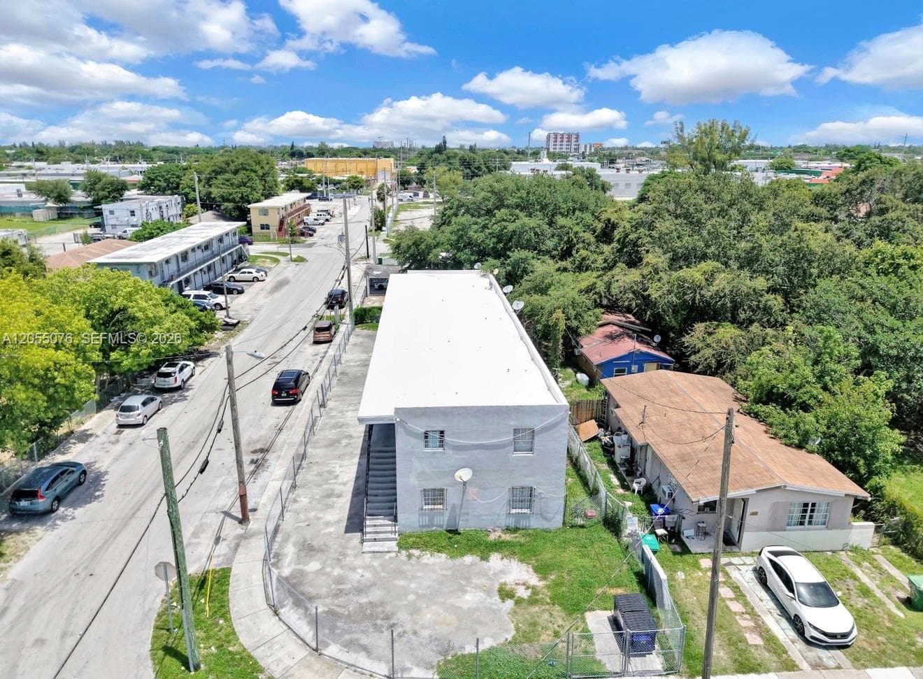 6901 NW 8th Ave, Miami FL 33150