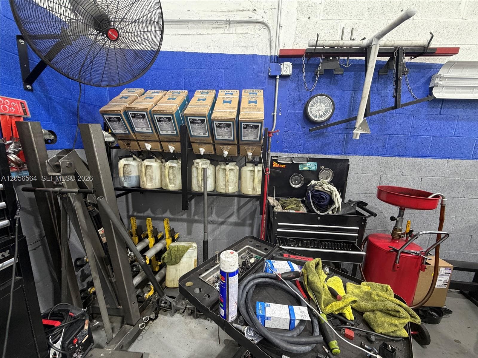 Mechanic Shop NW For Sale, Hialeah Gardens FL 33018