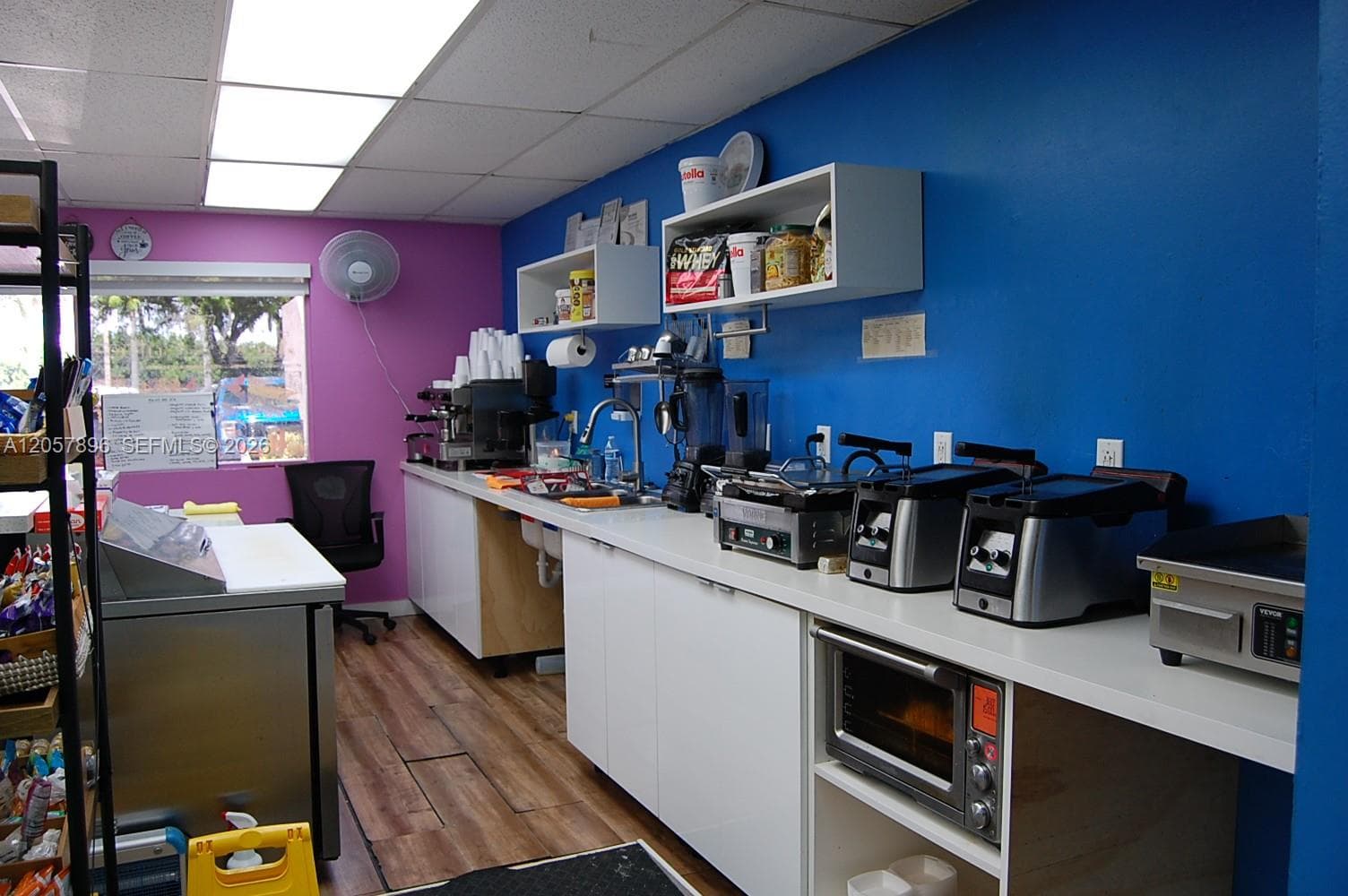 cafeteria area