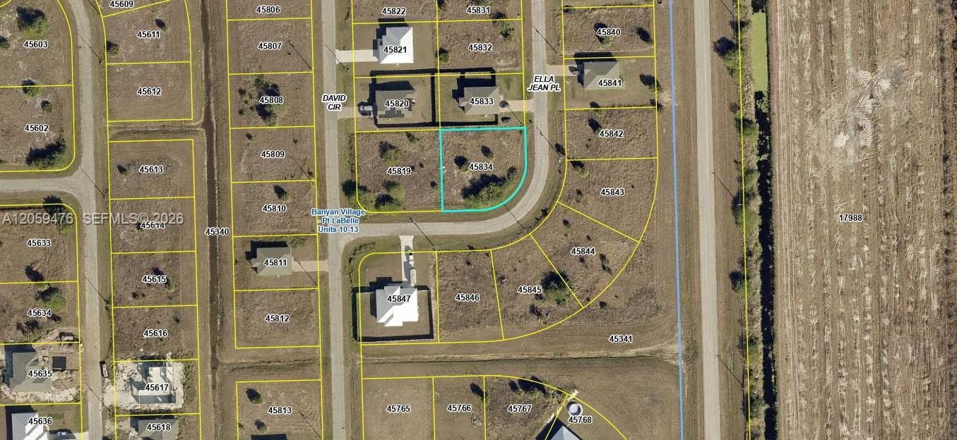 518 Ella Jean Pl, La Belle FL 33935