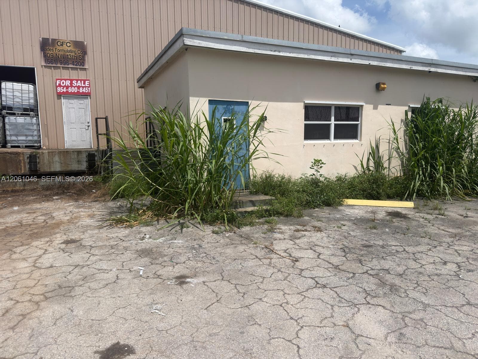909 NW 13th St, Belle Glade FL 33430