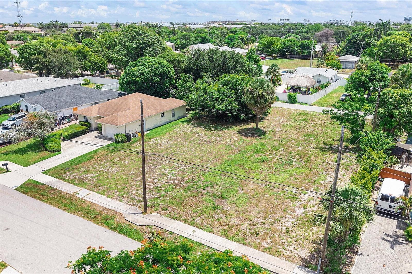 03-229 SW 6th Ave_003