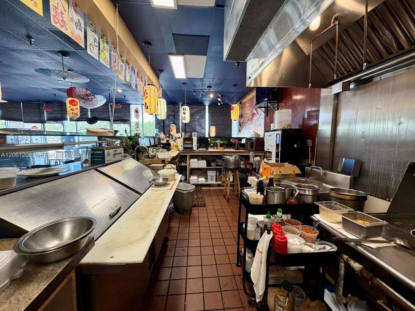 Pembroke Pines, FL, 33024