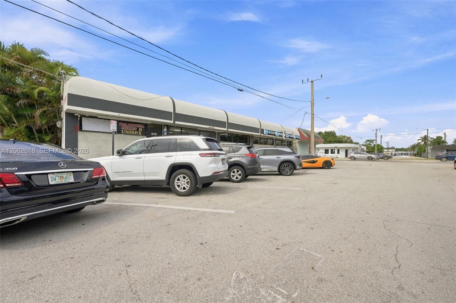 610 NE 124th St, North Miami FL 33161