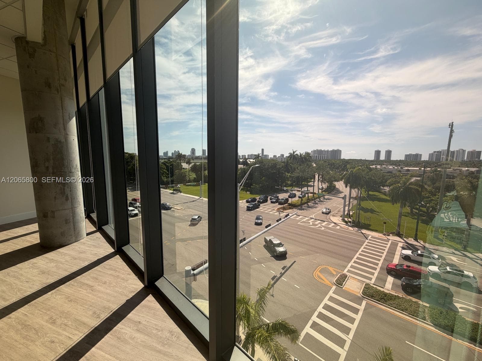 Aventura, FL, 33180