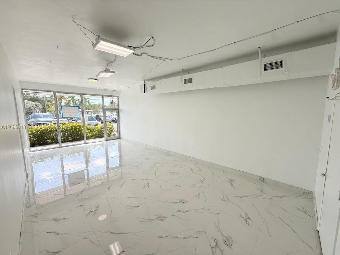 100 SW 15th St # 112, Pompano Beach FL 33060