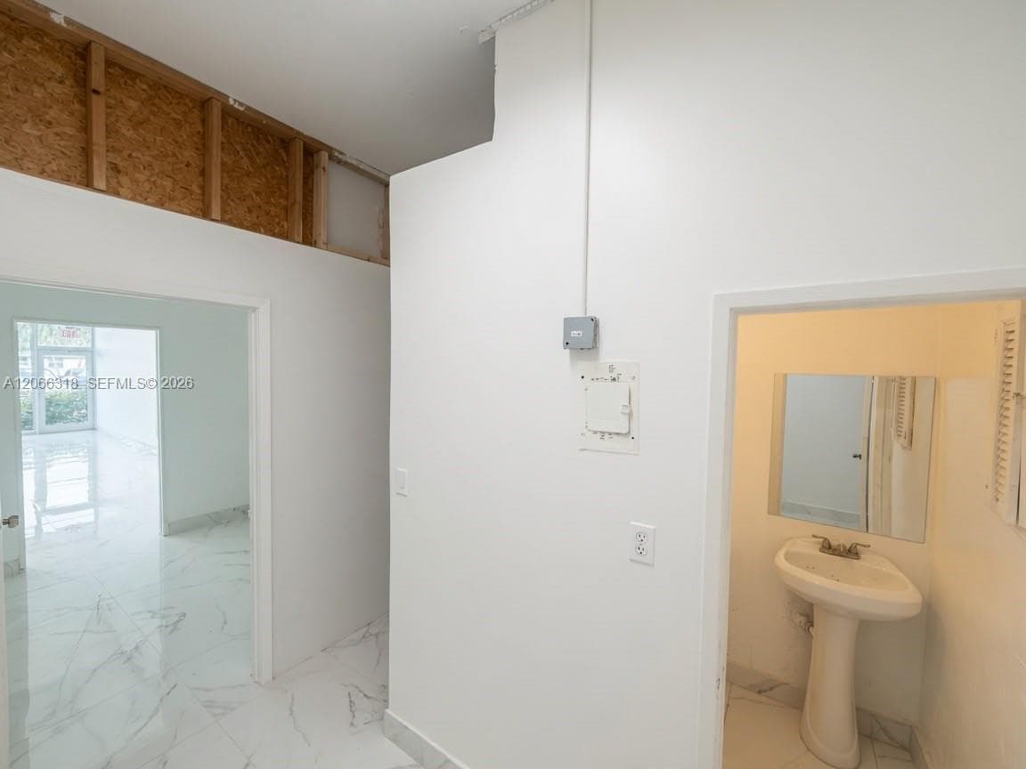 100 SW 15th St # 112, Pompano Beach FL 33060