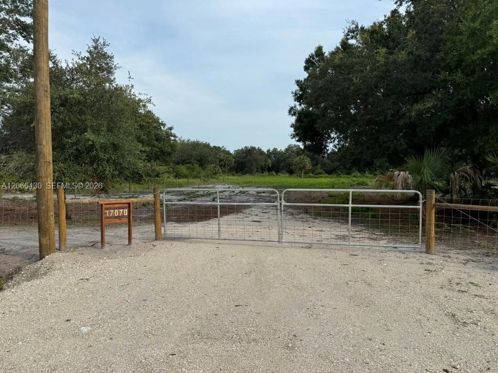 17070 NW 276th St, Okeechobee FL 34972