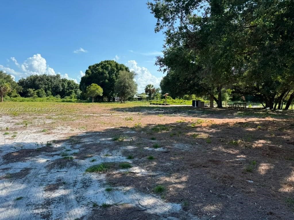 17070 NW 276th St, Okeechobee FL 34972