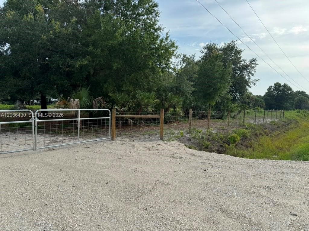 17070 NW 276th St, Okeechobee FL 34972