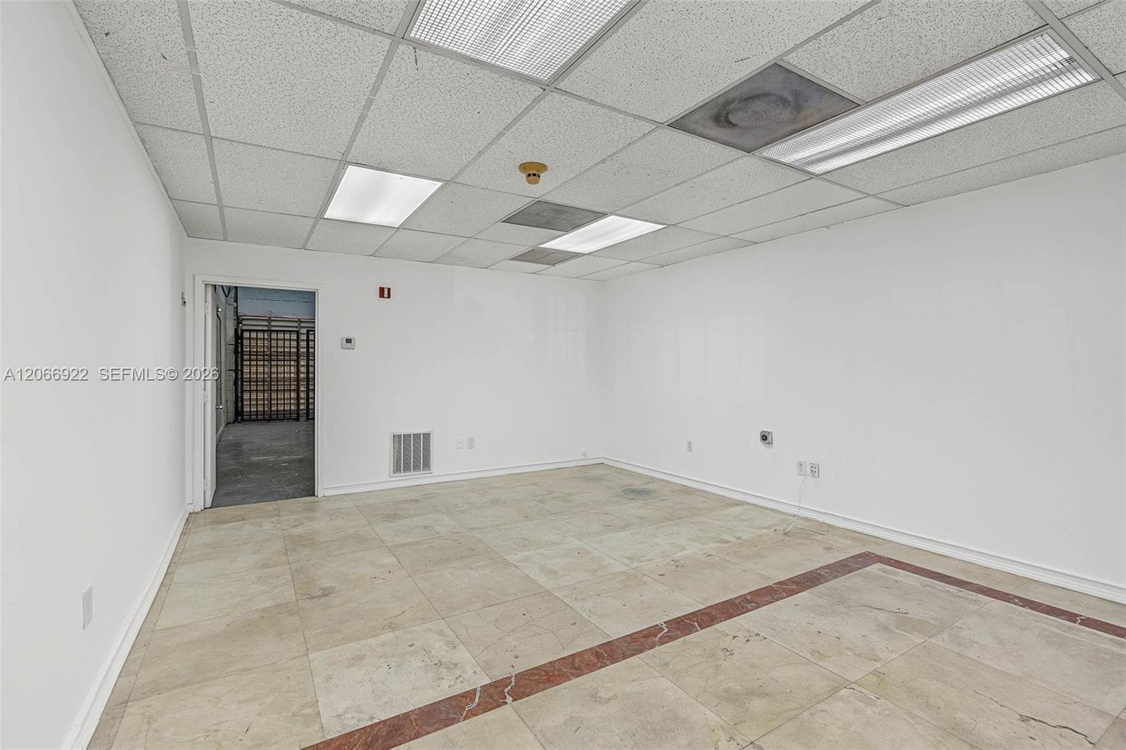 4851 NW 79th Ave, Doral FL 33166